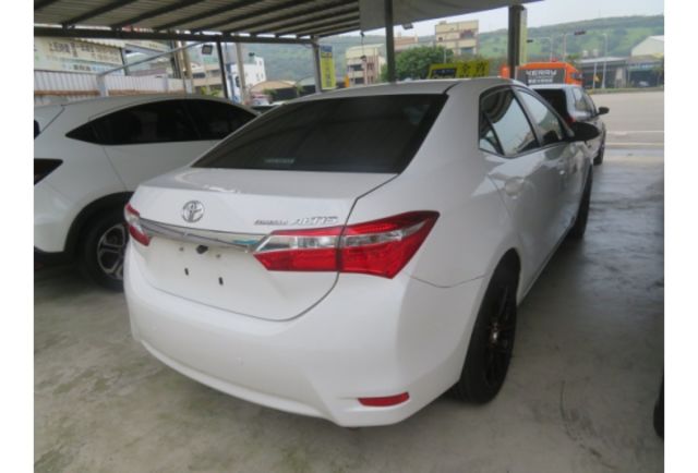 Toyota ALTIS  第5張相片