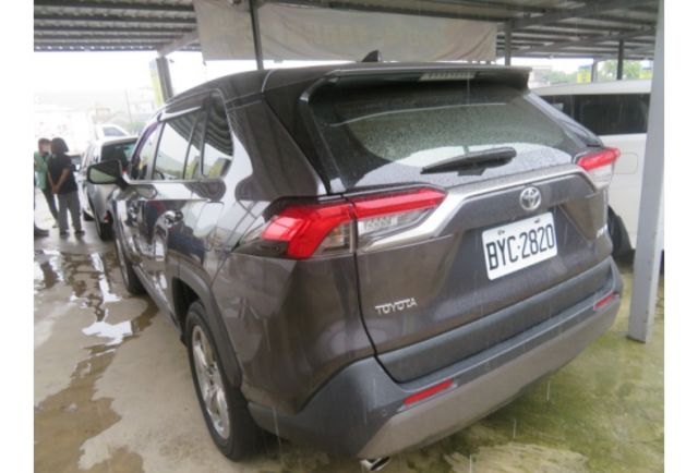 Toyota RAV4  第9張相片