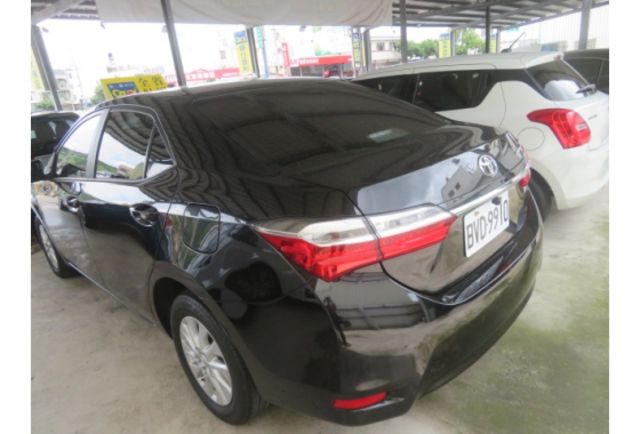 Toyota ALTIS  第4張相片