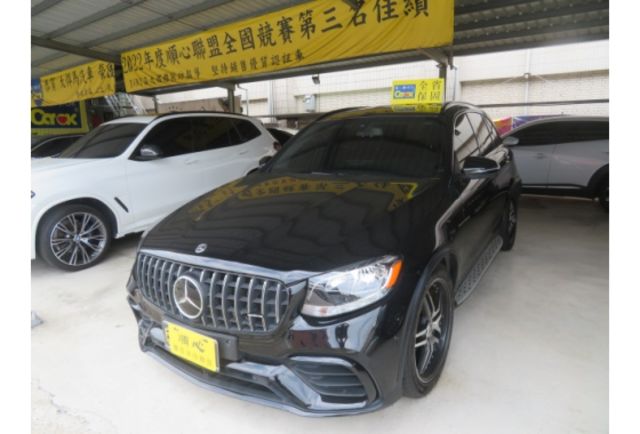Benz GLC 300  第2張相片