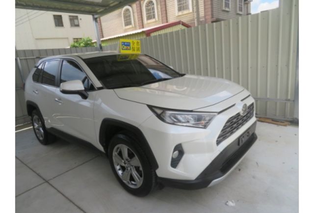 Toyota RAV4  第1張相片