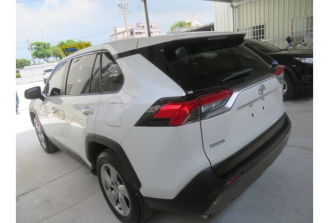 Toyota RAV4  第3張相片