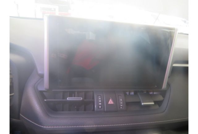 Toyota RAV4  第9張相片