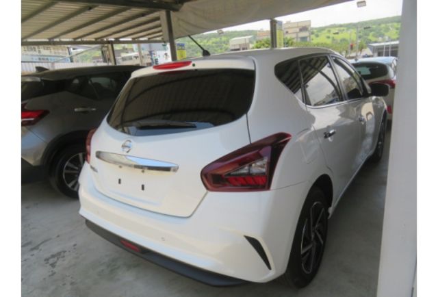 Nissan TIIDA  第4張相片