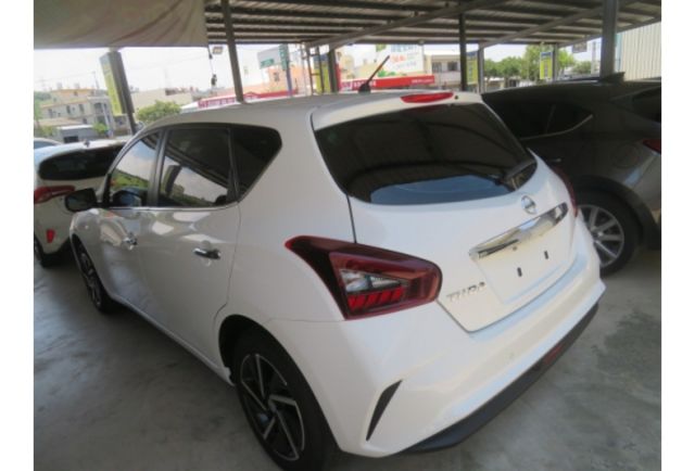 Nissan TIIDA  第5張相片