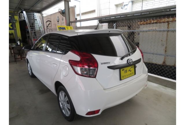 Toyota YARIS  第3張相片