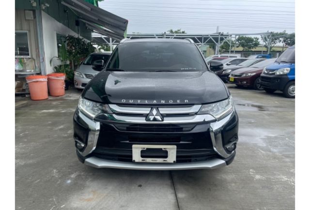 Mitsubishi OUTLANDER  第1張相片