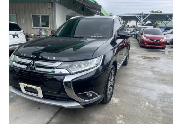 Mitsubishi OUTLANDER  第2張相片