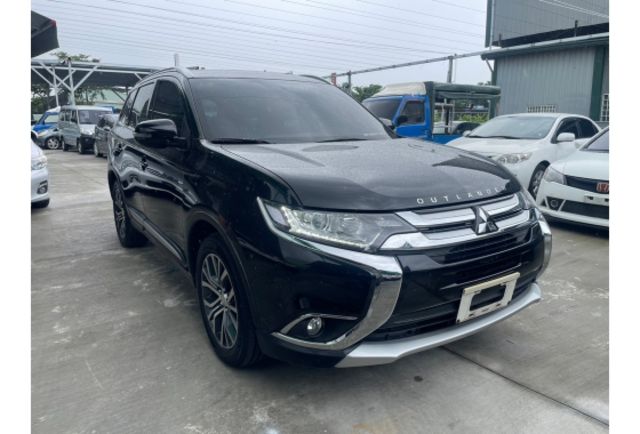 Mitsubishi OUTLANDER  第3張相片