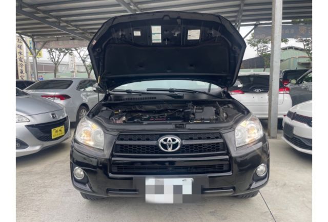 Toyota RAV4  第3張相片