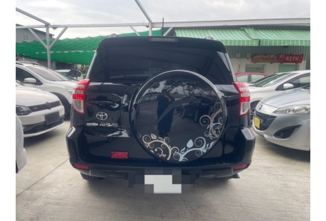 Toyota RAV4  第12張相片