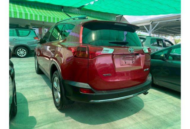 Toyota RAV4  第5張相片