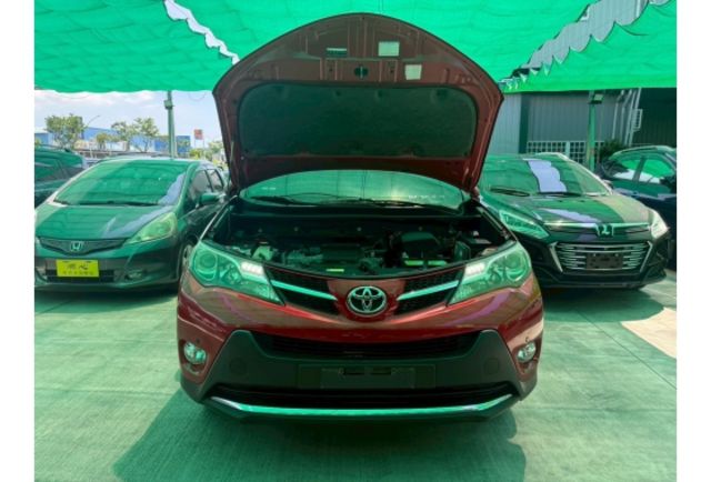 Toyota RAV4  第7張相片