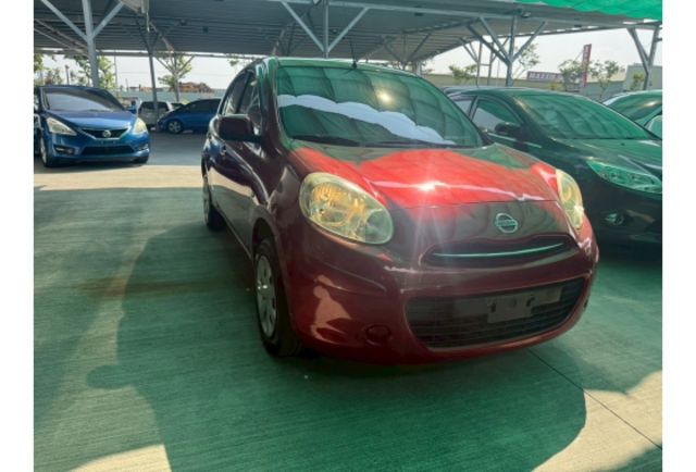 Nissan MARCH  第1張相片