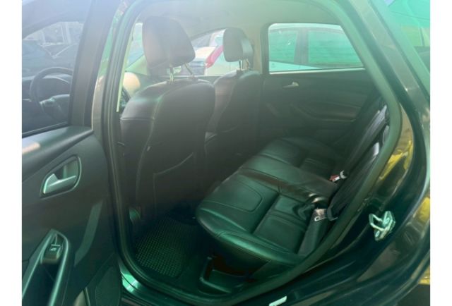 Ford FOCUS  第6張相片