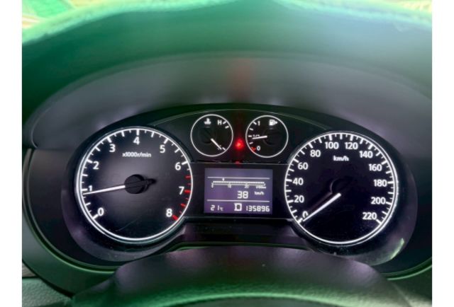 Nissan TIIDA  第7張相片