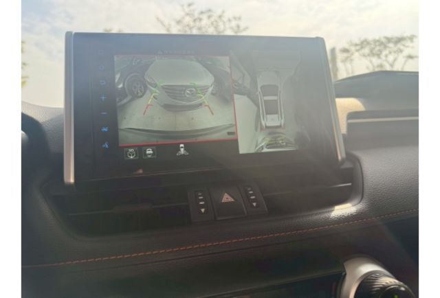 Toyota RAV4  第9張相片