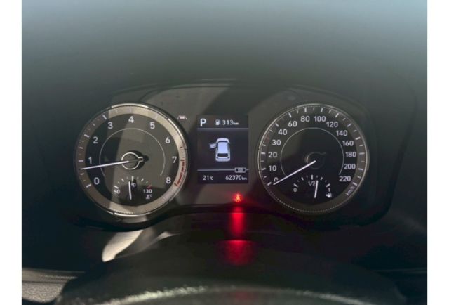 Hyundai VENUE  第8張相片