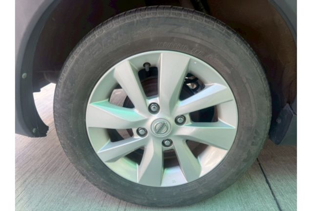 Nissan LIVINA  第10張相片