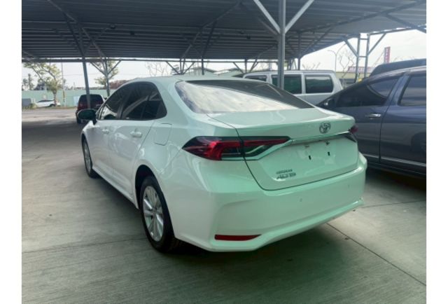 Toyota ALTIS  第2張相片