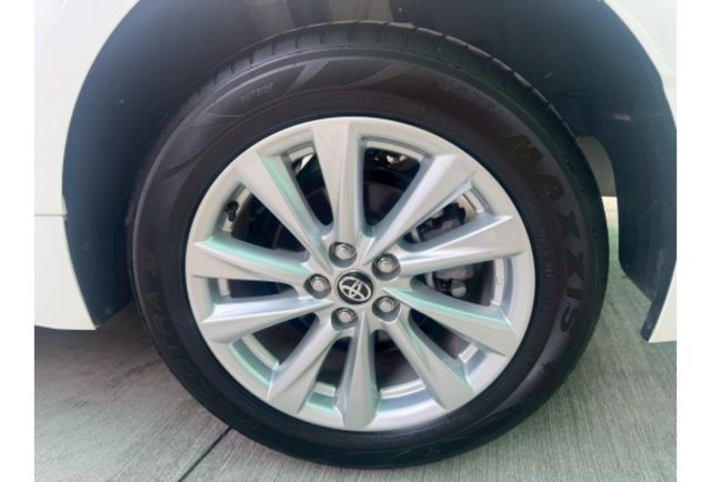 Toyota ALTIS  第12張相片