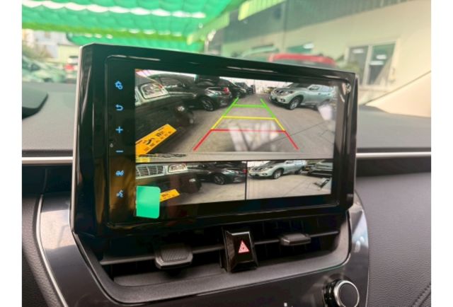 Toyota ALTIS  第10張相片