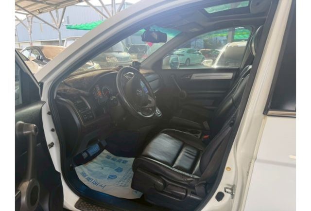 Honda CR-V  第5張相片