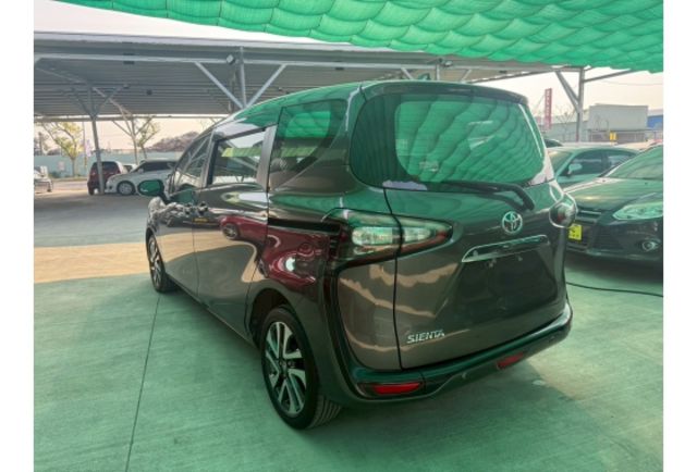 Toyota SIENTA  第3張相片