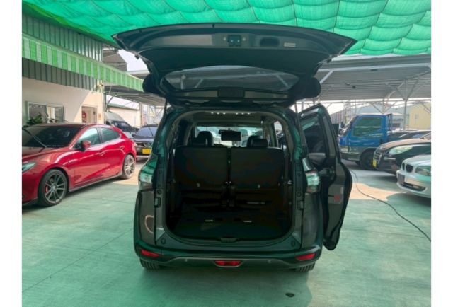 Toyota SIENTA  第6張相片