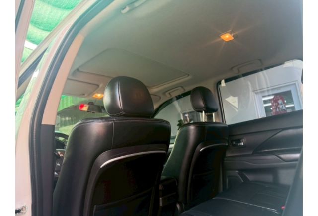 Mitsubishi OUTLANDER  第10張相片