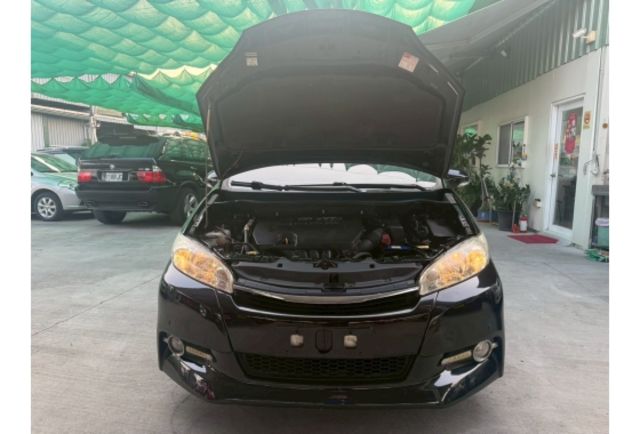 Toyota WISH  第2張相片