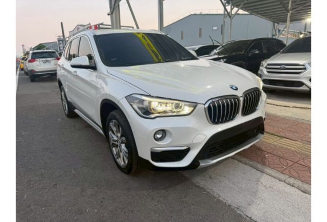 BMW X1  第1張相片