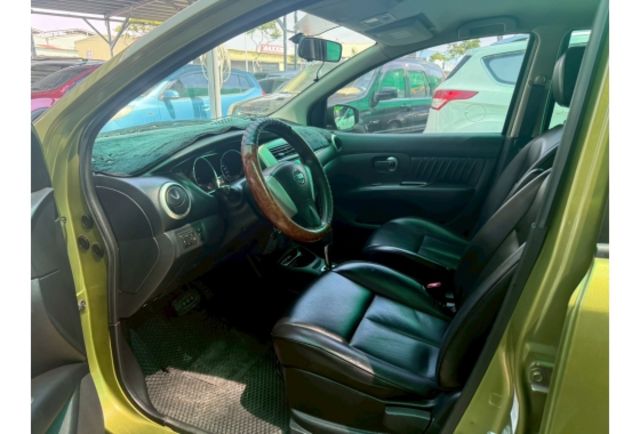 Nissan LIVINA  第8張相片