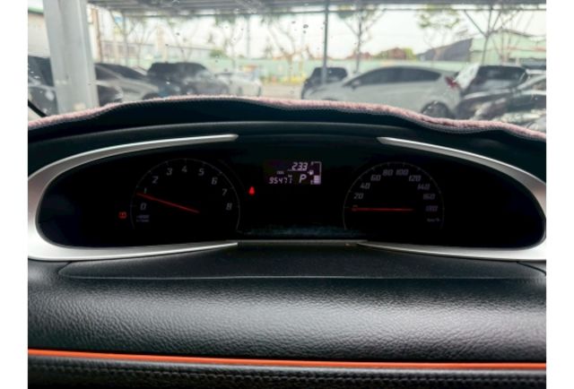 Toyota SIENTA  第6張相片
