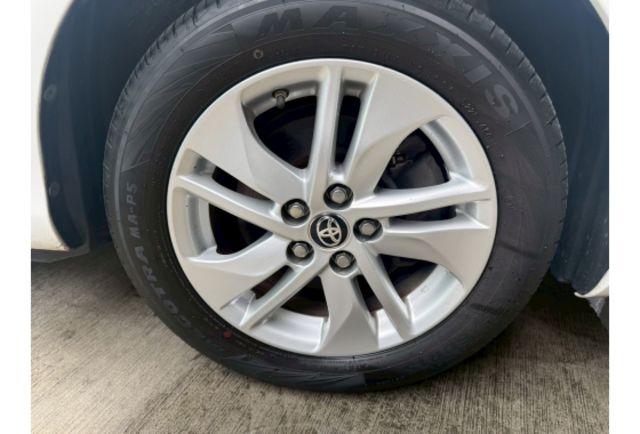Toyota SIENTA  第7張相片