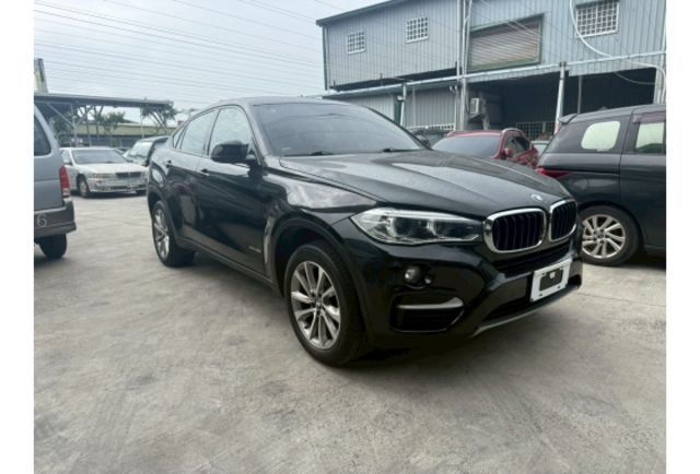 BMW X6  第1張相片