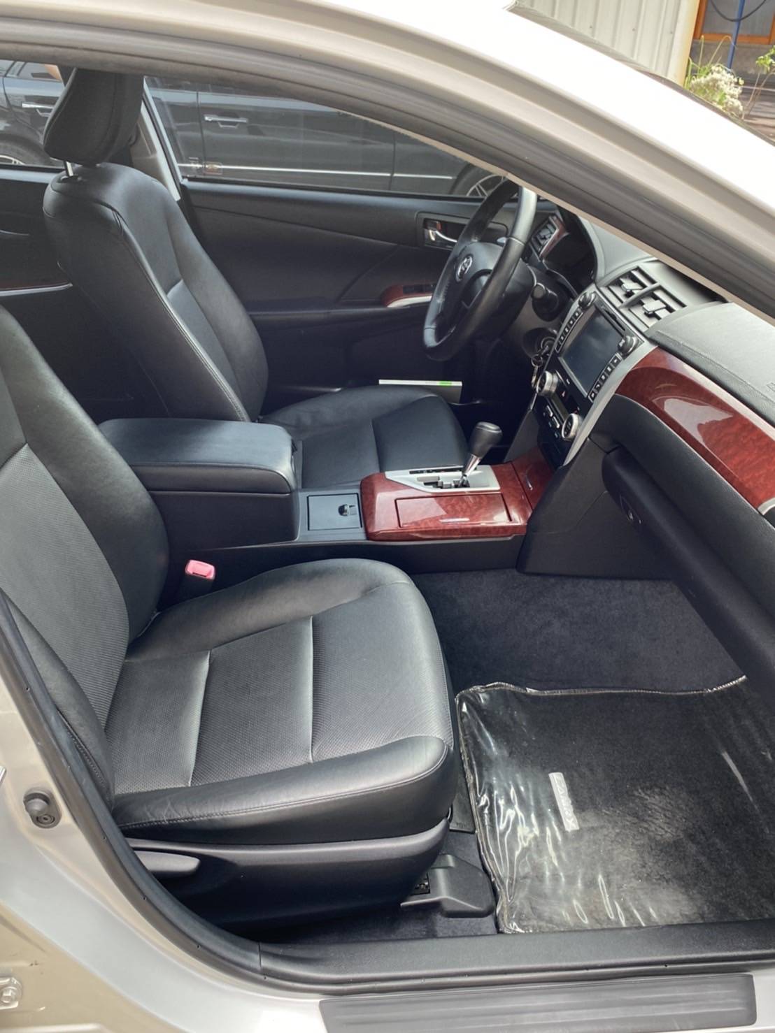 TOYOTA Camry 2.0 E (7代)  第8張相片