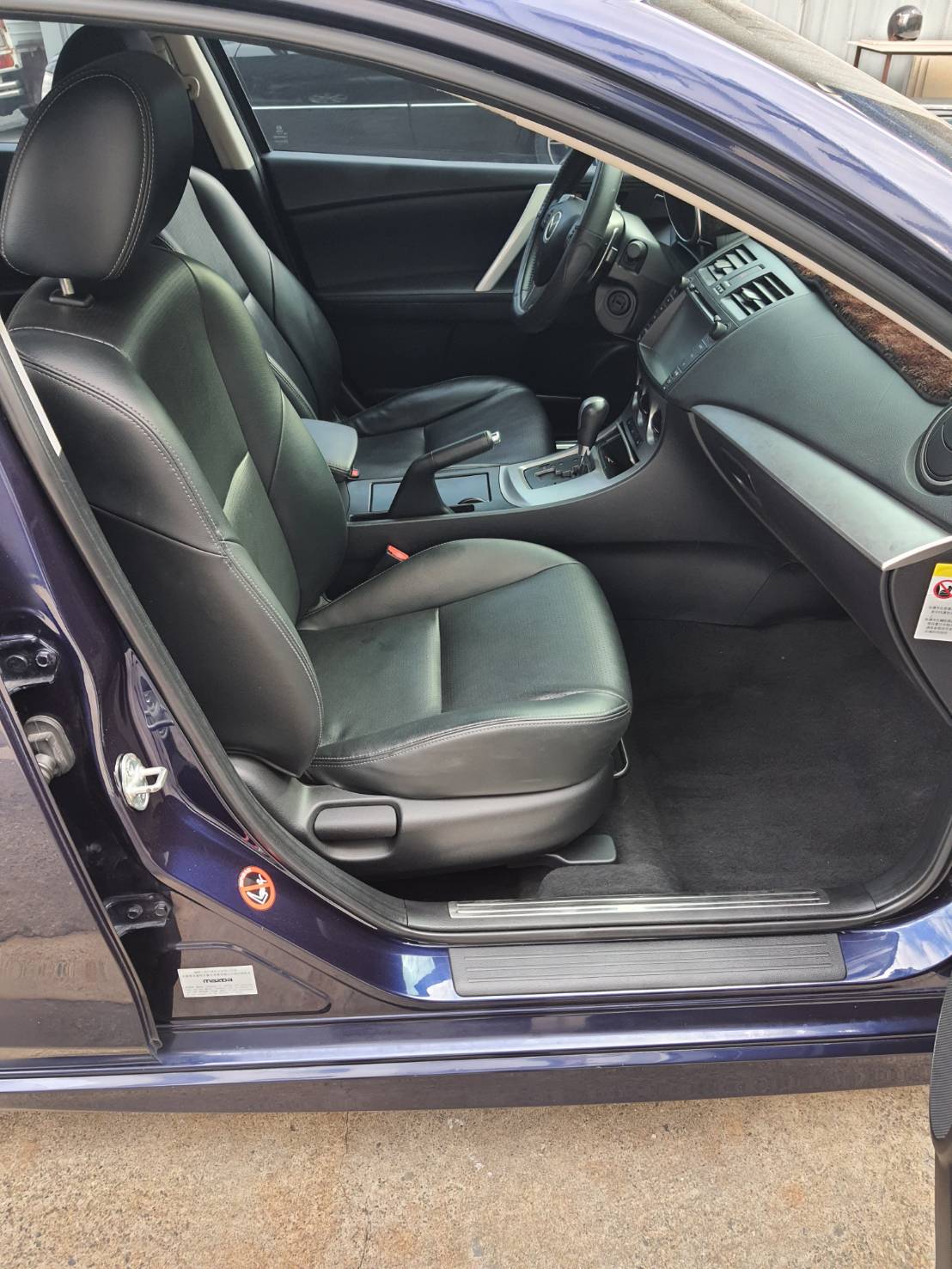Mazda 3 2.0 影音旗艦型 (2代)  第2張相片