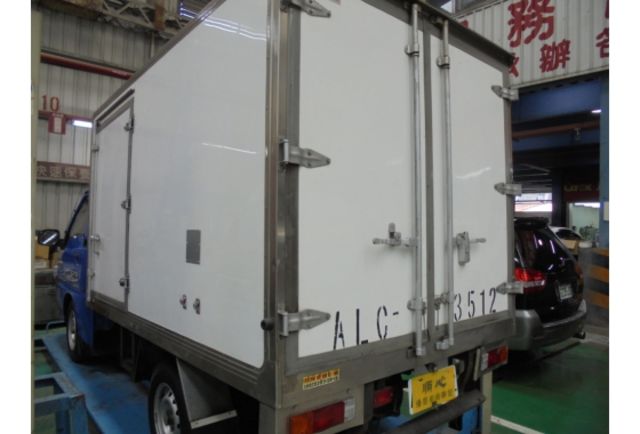 Mitsubishi DELICA  第4張相片