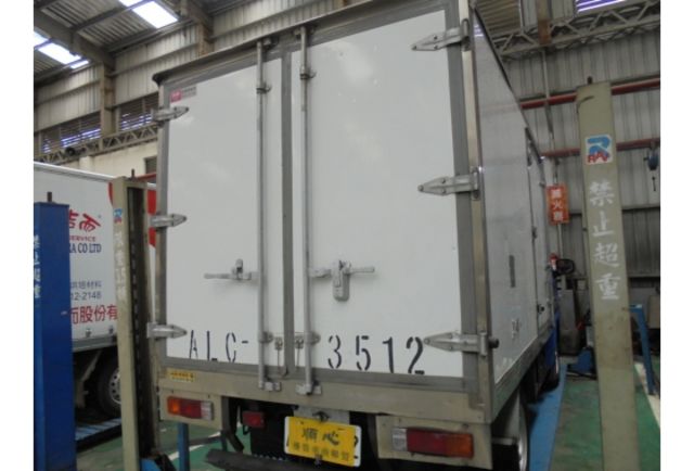 Mitsubishi DELICA  第5張相片