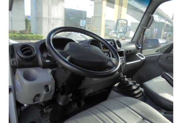 HINO 300  第8張相片