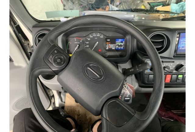 HINO 300  第3張相片