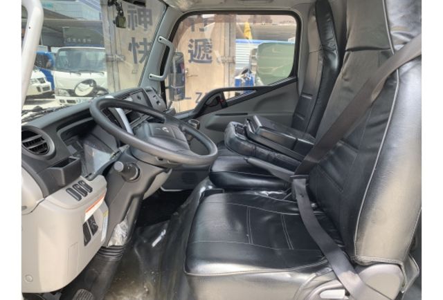 Mitsubishi CANTER  第3張相片