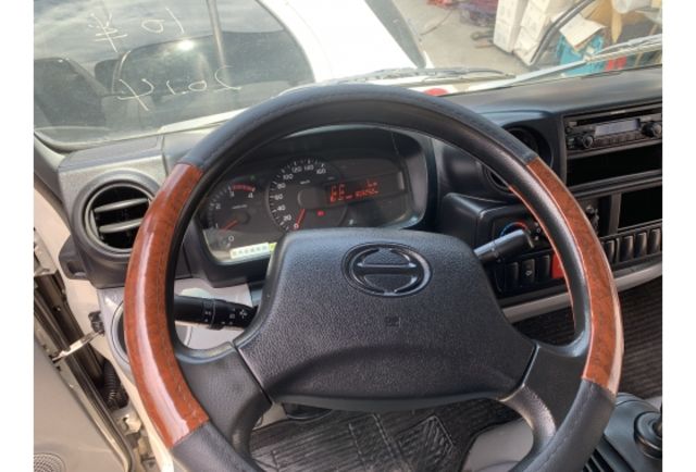 HINO 300  第5張相片