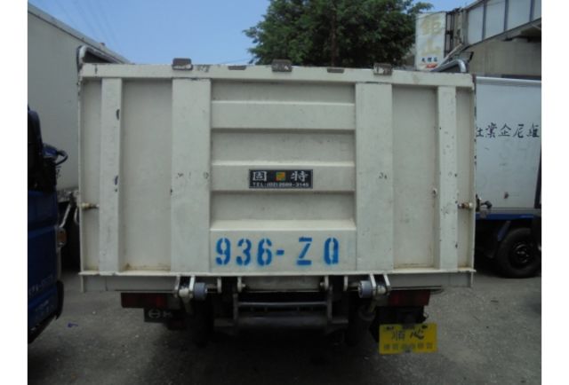 HINO 300  第6張相片