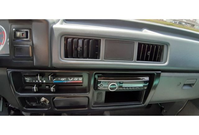 Mitsubishi DELICA  第9張相片