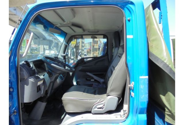 Mitsubishi CANTER  第7張相片