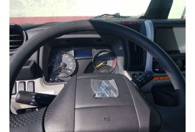 Mitsubishi CANTER  第7張相片