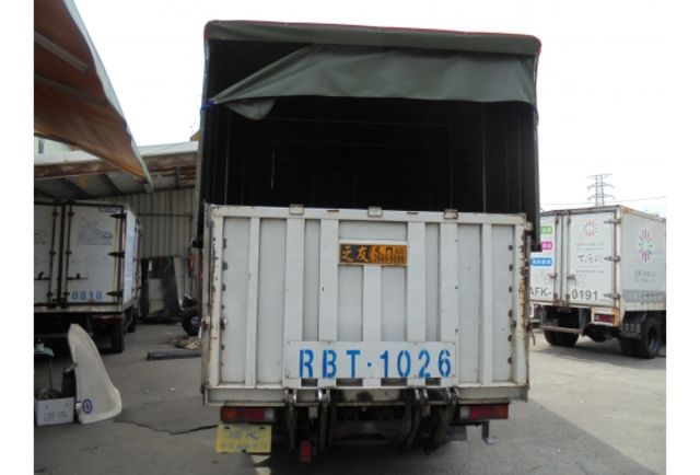Mitsubishi CANTER  第6張相片