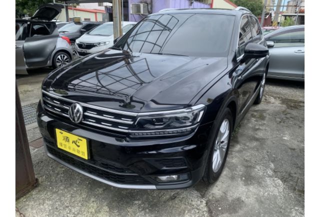 Volkswagen TIGUAN  第1張相片